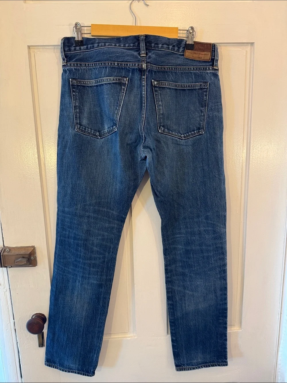 J Crew Men’s Slim Fit Style 484 Distressed Jeans 33x32